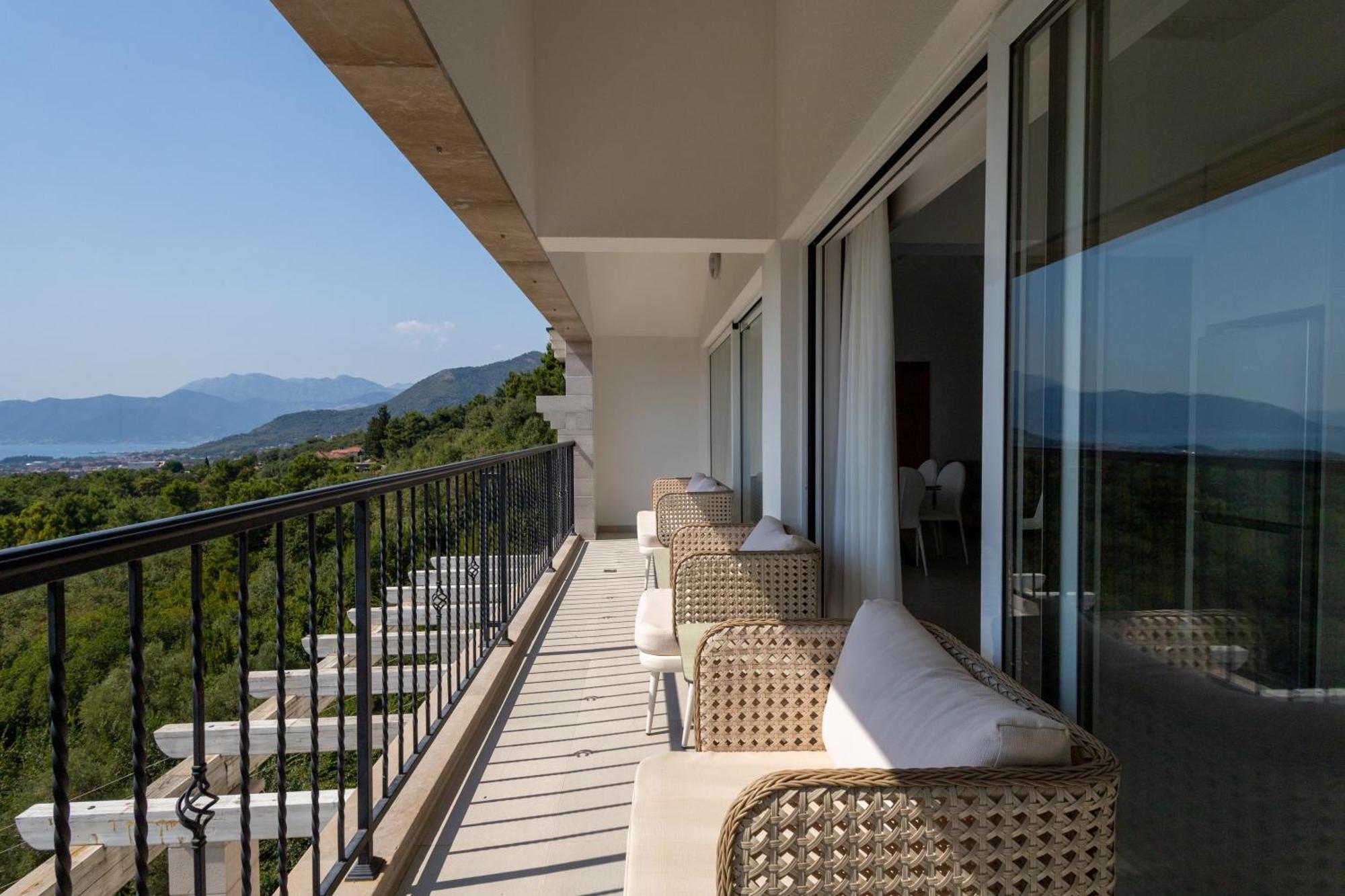 Panorama Bay Luxury Apartments Kotor Exterior foto